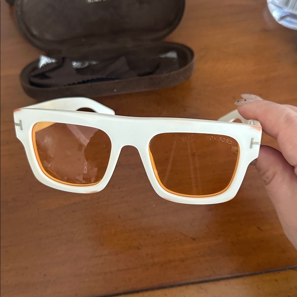 Tom Ford Cream Sunglasses - Picture 4 of 5